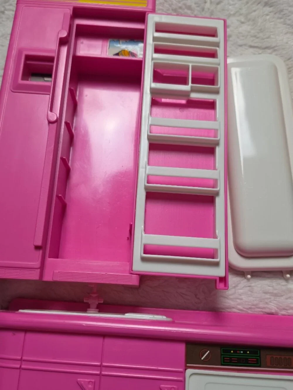 Vintage 1990 Barbie Kitchen Playset #7472 With Original Box